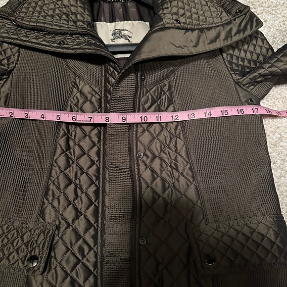 Gorgeous Burberry Jacket - Picture 7 of 13